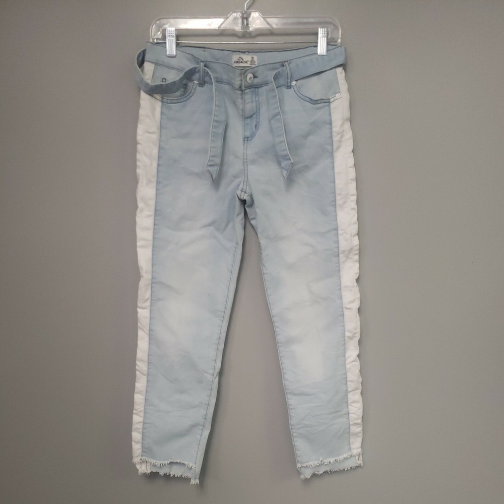 Jordache Jeans Pants Juniors 18 30 Light‎ Wash Belted Tapered Raw Hem Retro Look